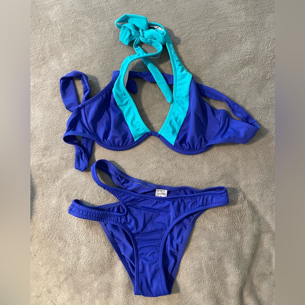 NWOT Venus swimsuit